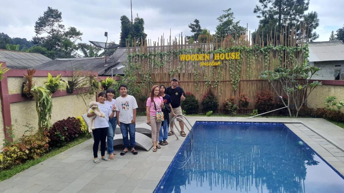 Wooden House Paseban Bogor Exterior photo