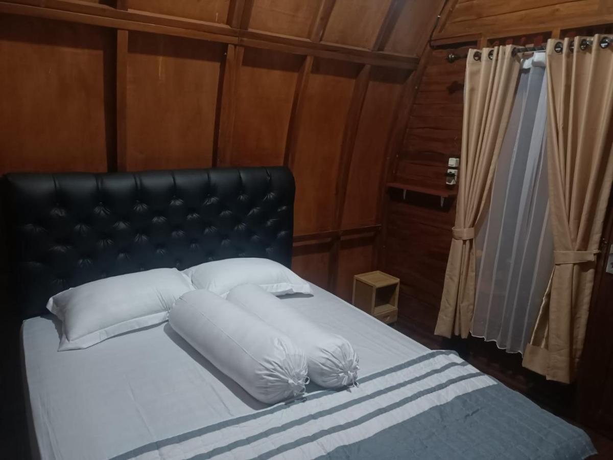 Wooden House Paseban Bogor Exterior photo