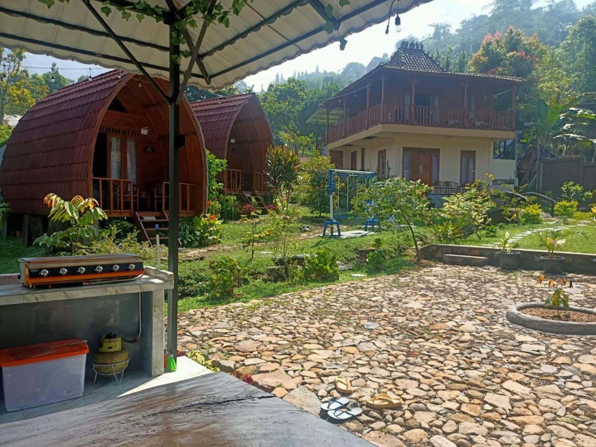 Wooden House Paseban Bogor Exterior photo
