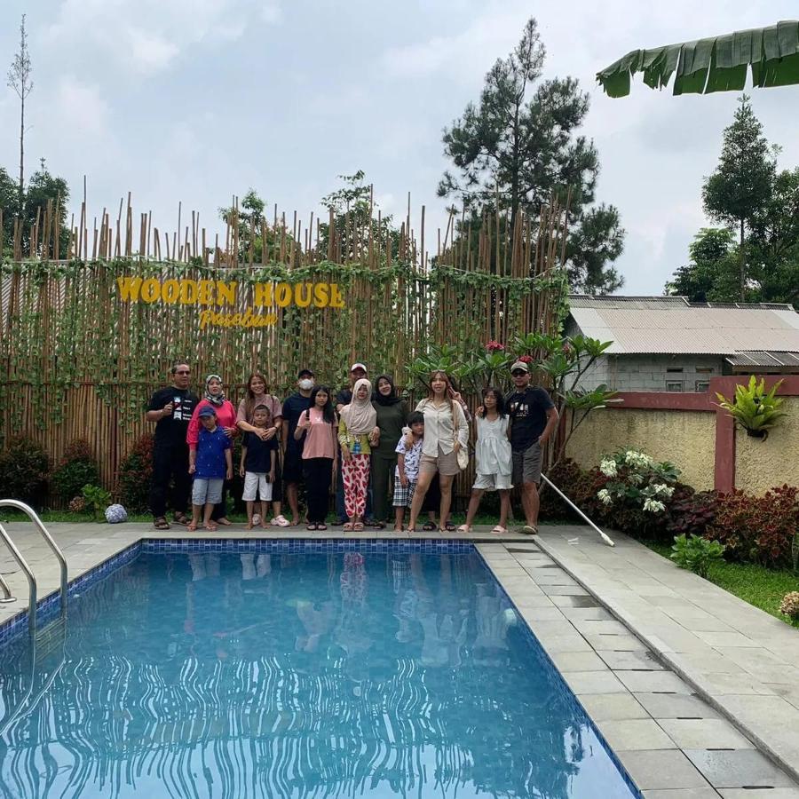 Wooden House Paseban Bogor Exterior photo